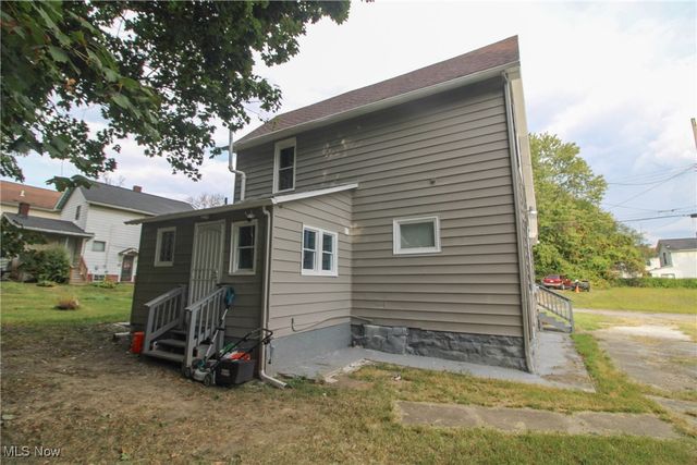 310 Clyde Street, Youngstown, OH 44510