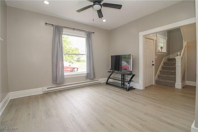 310 Clyde Street, Youngstown, OH 44510