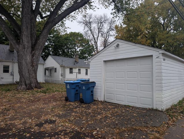 2628 Abbott Avenue N, Robbinsdale, MN 55422