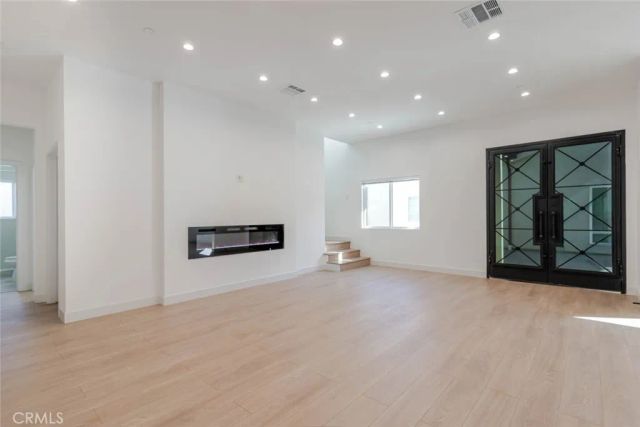 6850 Ranchito Avenue, Van Nuys, CA 91405