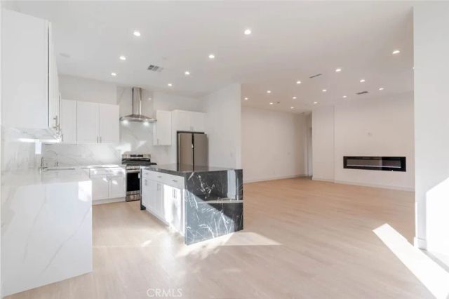 6850 Ranchito Avenue, Van Nuys, CA 91405