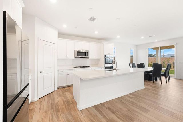 79329 Zamora Court, Indio, CA 92203