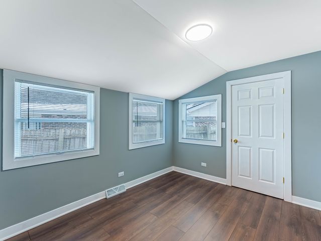 214 S Prospect Street, Marengo, IL 60152