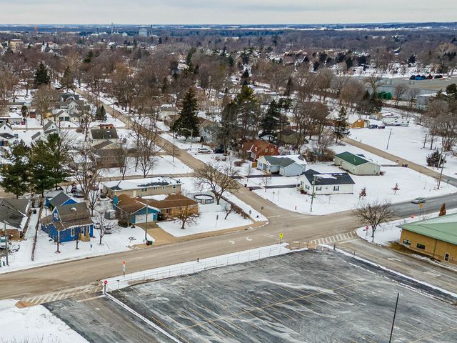 214 S Prospect Street, Marengo, IL 60152