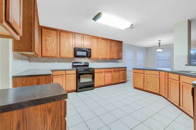 3710 Banyan Wood Way, Pearland, TX 77584