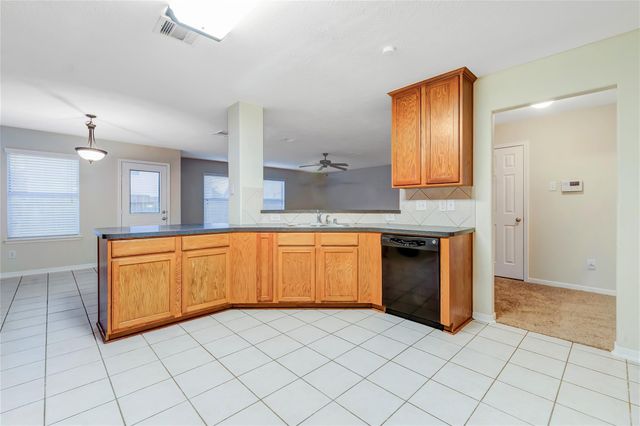 3710 Banyan Wood Way, Pearland, TX 77584