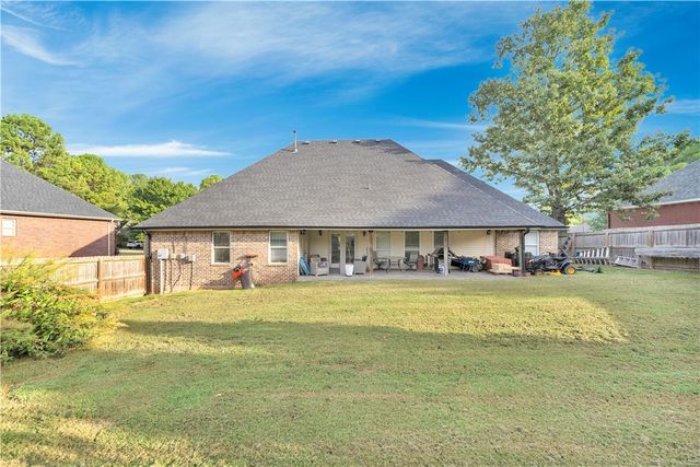 4485 Rainforest Street, Springdale, AR 72762