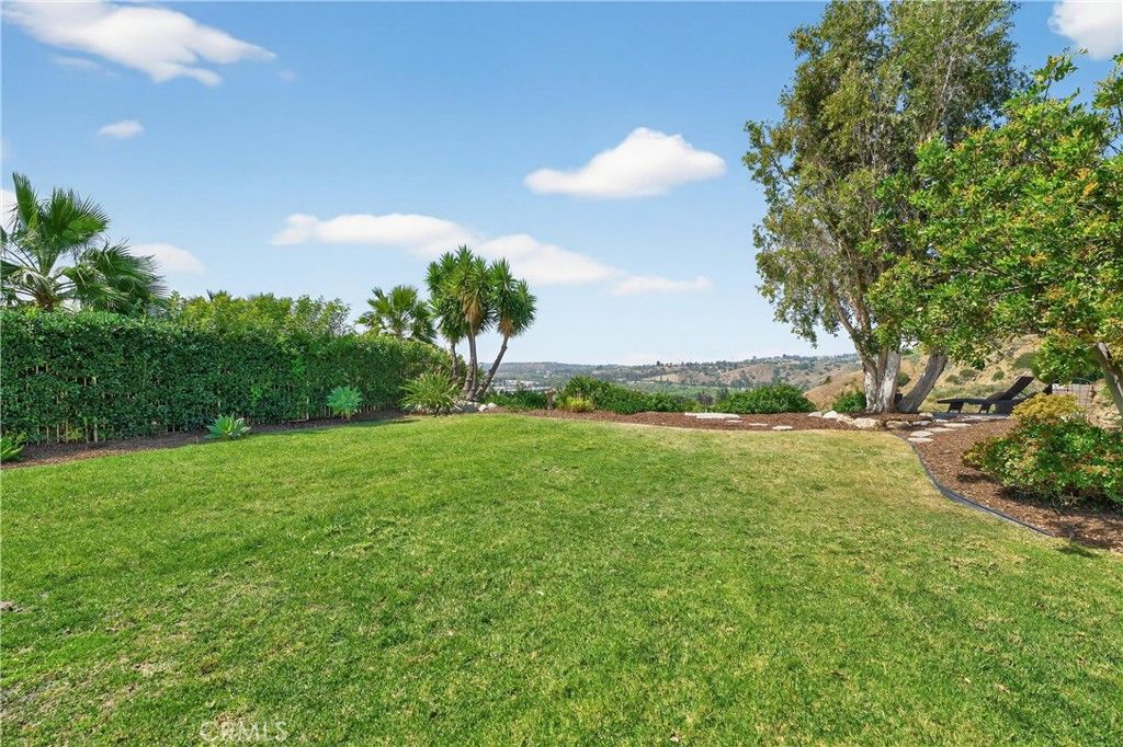 Image 12 of property listing at 5515 Camino, Yorba Linda, CA 92887