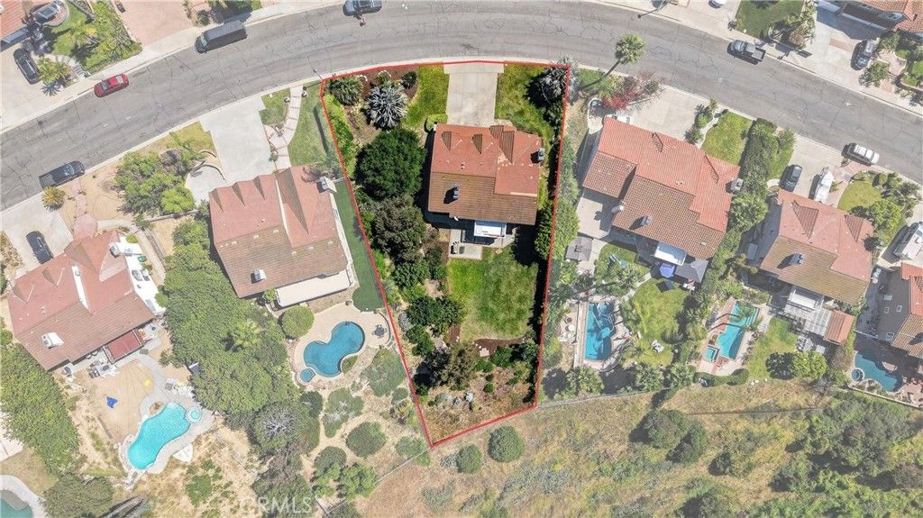 Image 5 of property listing at 5515 Camino, Yorba Linda, CA 92887