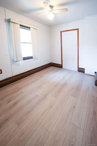 32 Needle Lane, Levittown, NY 11756