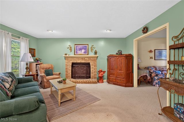 1667 Cadbury Street NW, Massillon, OH 44646