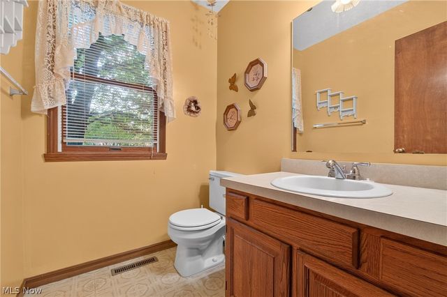 1667 Cadbury Street NW, Massillon, OH 44646