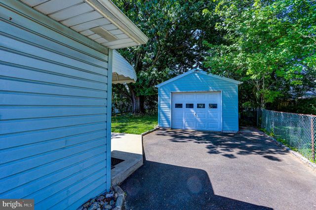 2908 GOHN DR, Willow Grove, PA 19090