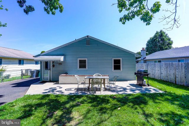 2908 GOHN DR, Willow Grove, PA 19090