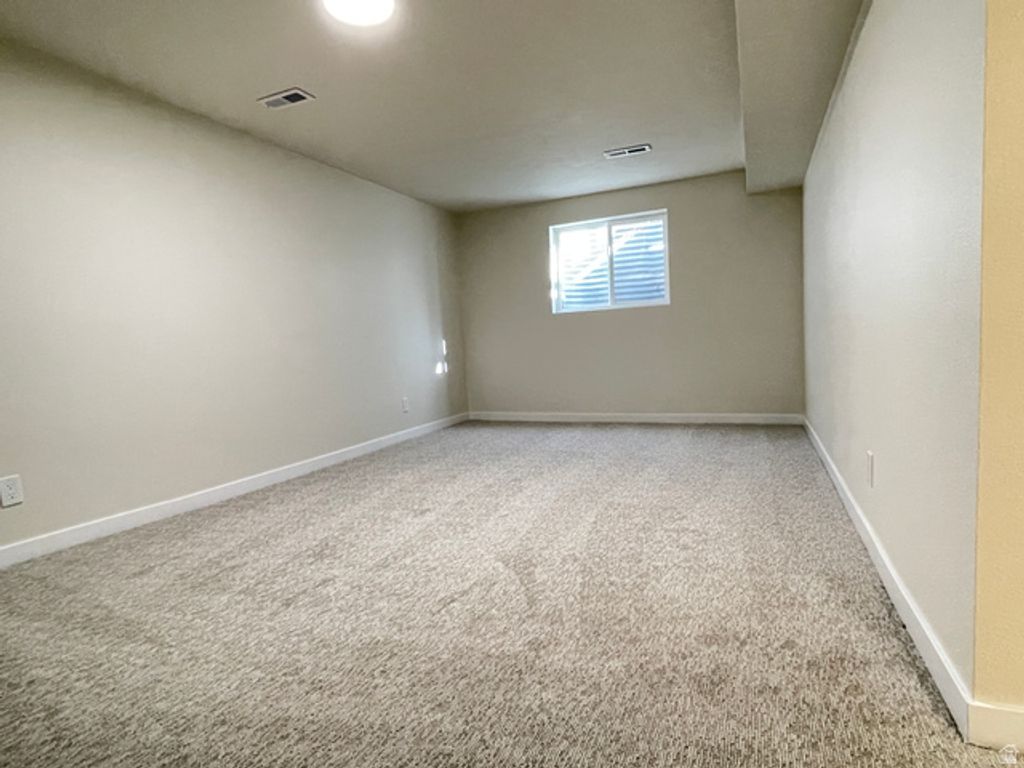 Image 29 of property listing at 3762 S PAINE RD #118, Magna, UT 84044