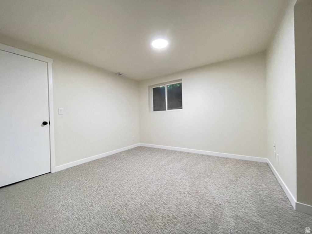 Image 35 of property listing at 3762 S PAINE RD #118, Magna, UT 84044