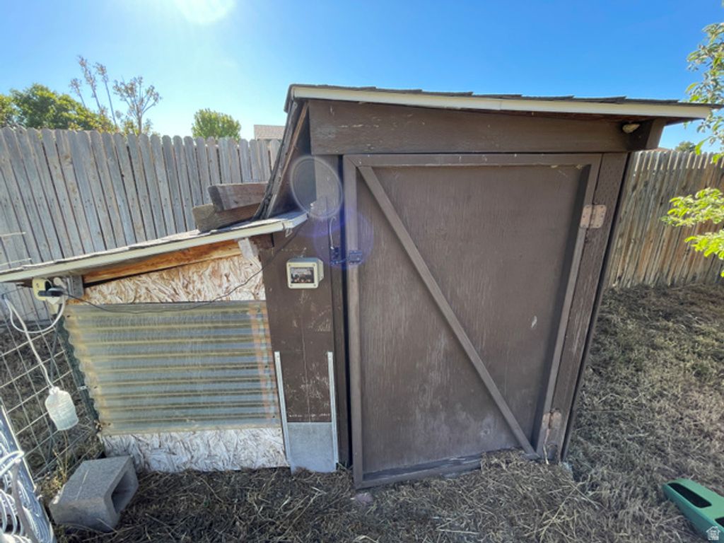 Image 39 of property listing at 3762 S PAINE RD #118, Magna, UT 84044