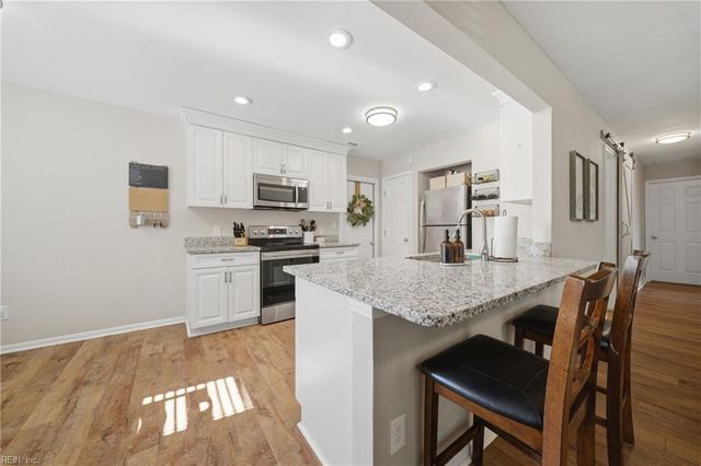 1756 Solar LN, Virginia Beach, VA 23456