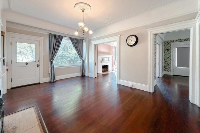 712 West Street, Hollister, CA 95023