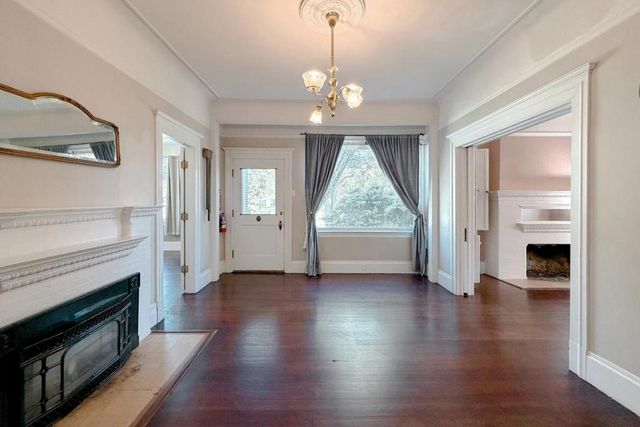 712 West Street, Hollister, CA 95023