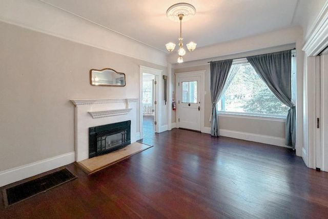 712 West Street, Hollister, CA 95023