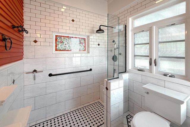 712 West Street, Hollister, CA 95023