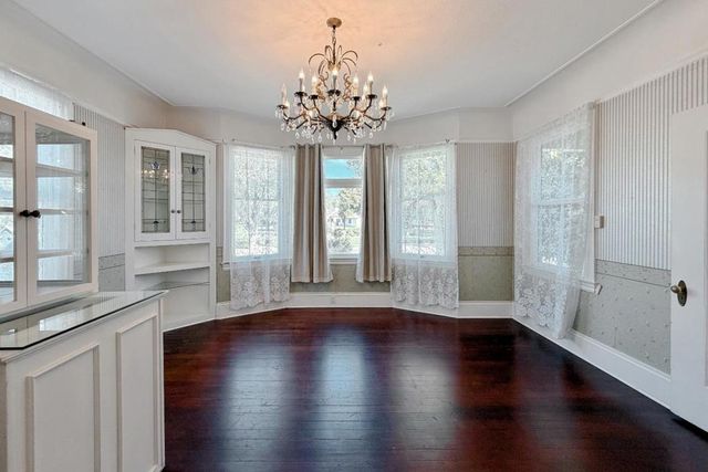 712 West Street, Hollister, CA 95023