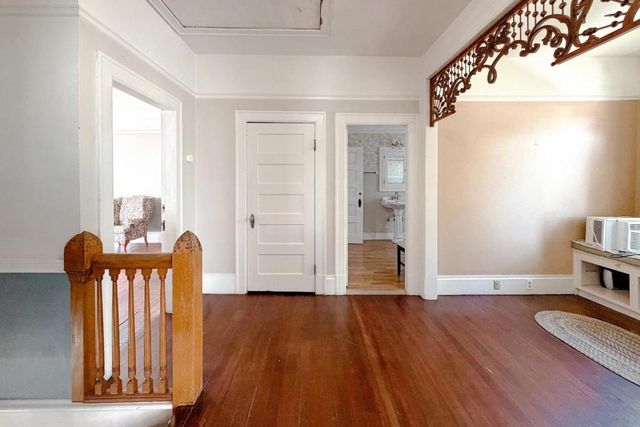 712 West Street, Hollister, CA 95023