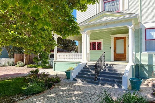 712 West Street, Hollister, CA 95023