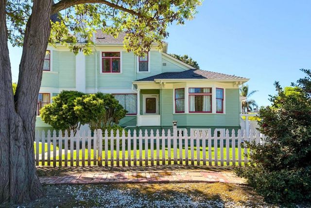 712 West Street, Hollister, CA 95023