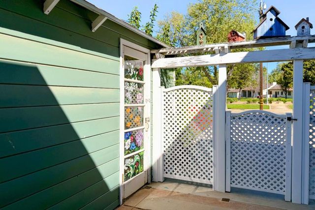 712 West Street, Hollister, CA 95023