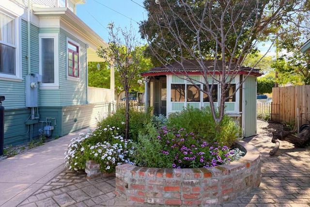 712 West Street, Hollister, CA 95023