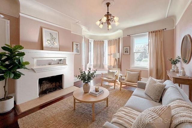 712 West Street, Hollister, CA 95023