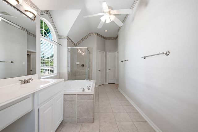 108 Trunkwood, Grapevine, TX 76051