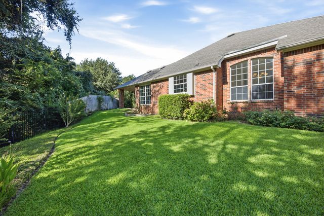 108 Trunkwood, Grapevine, TX 76051