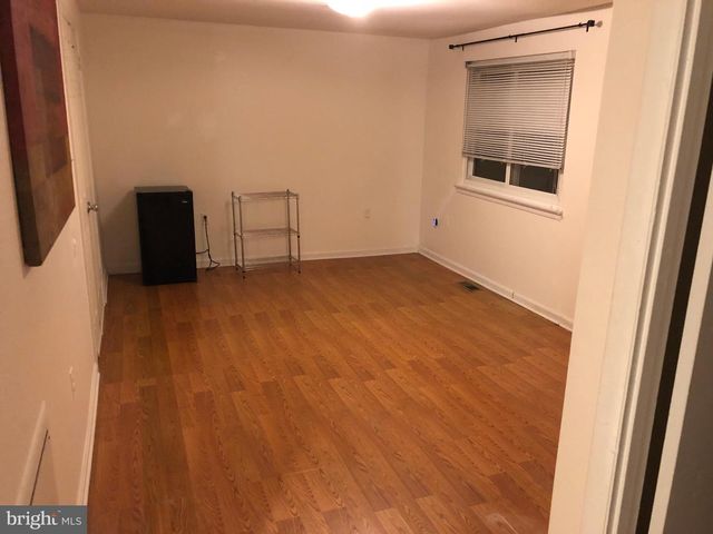 8910 CENTERWAY RD, Gaithersburg, MD 20879