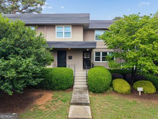 327 Lakemoore Drive NE B, Atlanta, GA 30342