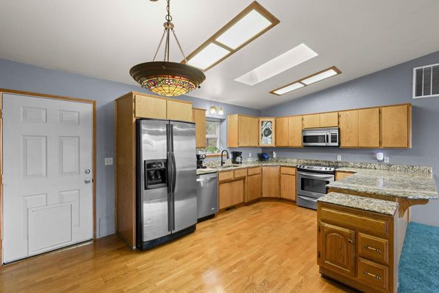 1100 Riverbanks Road, Grants Pass, OR 97527