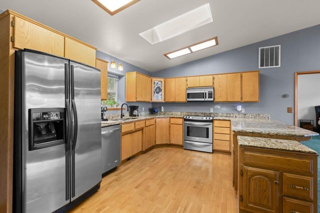 1100 Riverbanks Road, Grants Pass, OR 97527