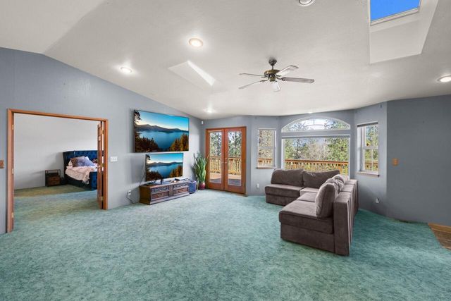 1100 Riverbanks Road, Grants Pass, OR 97527