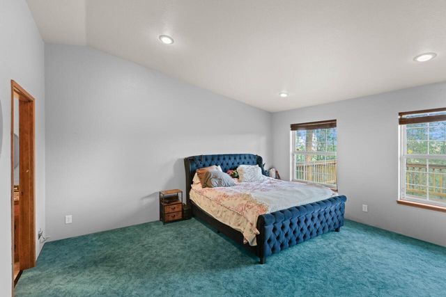 1100 Riverbanks Road, Grants Pass, OR 97527