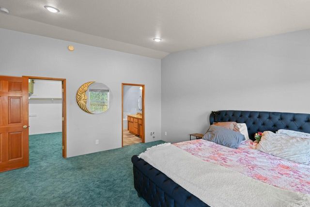 1100 Riverbanks Road, Grants Pass, OR 97527