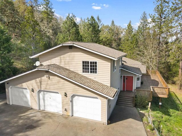 1100 Riverbanks Road, Grants Pass, OR 97527