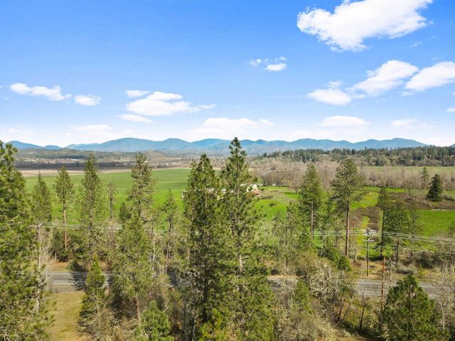 1100 Riverbanks Road, Grants Pass, OR 97527