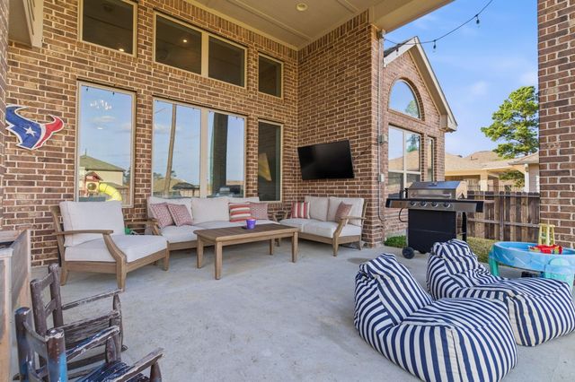 40664 Damuth Drive, Magnolia, TX 77354