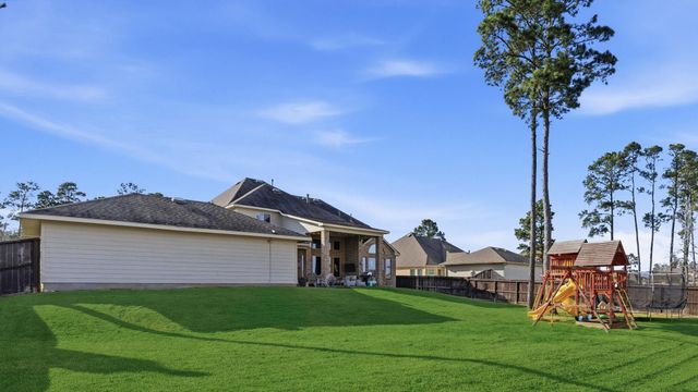 40664 Damuth Drive, Magnolia, TX 77354