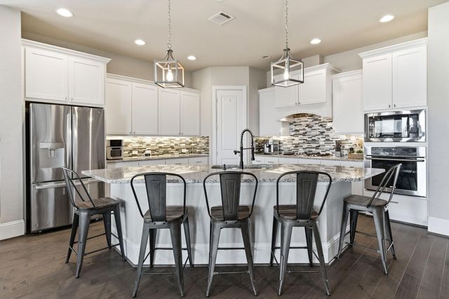 40664 Damuth Drive, Magnolia, TX 77354