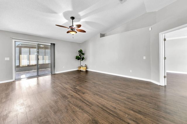 406 Hatchee Drive Drive, Crestview, FL 32536