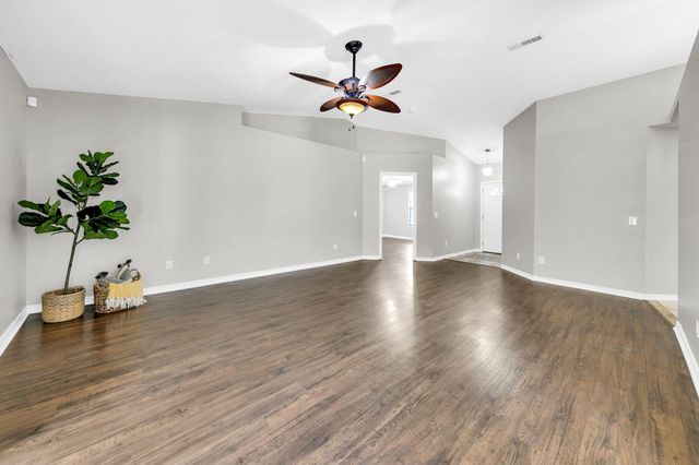 406 Hatchee Drive Drive, Crestview, FL 32536