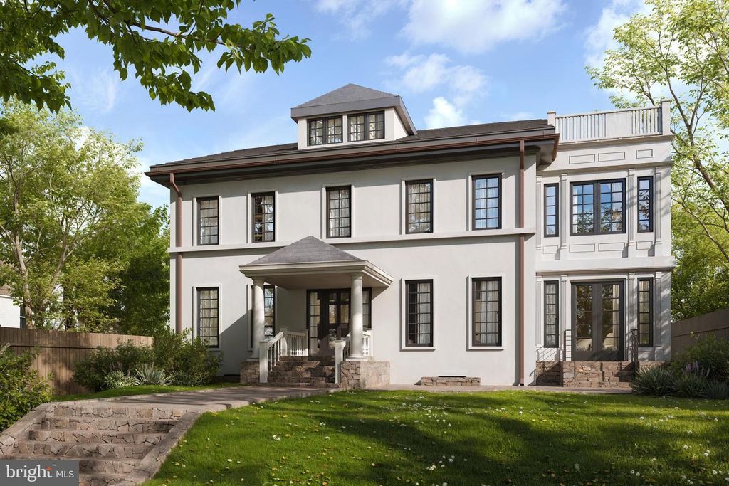 2914 33RD PL NW, Washington, DC 20008